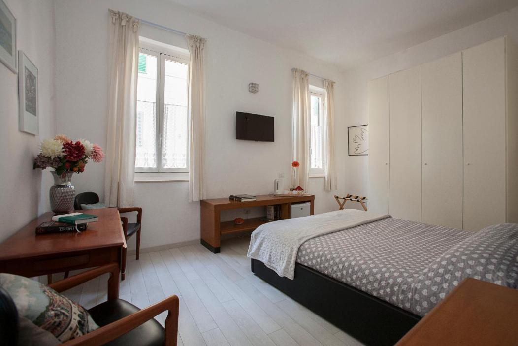Il Nido Sull'Oltrarno Camera Con Bagno Privato Hotel Florenţa Exterior foto